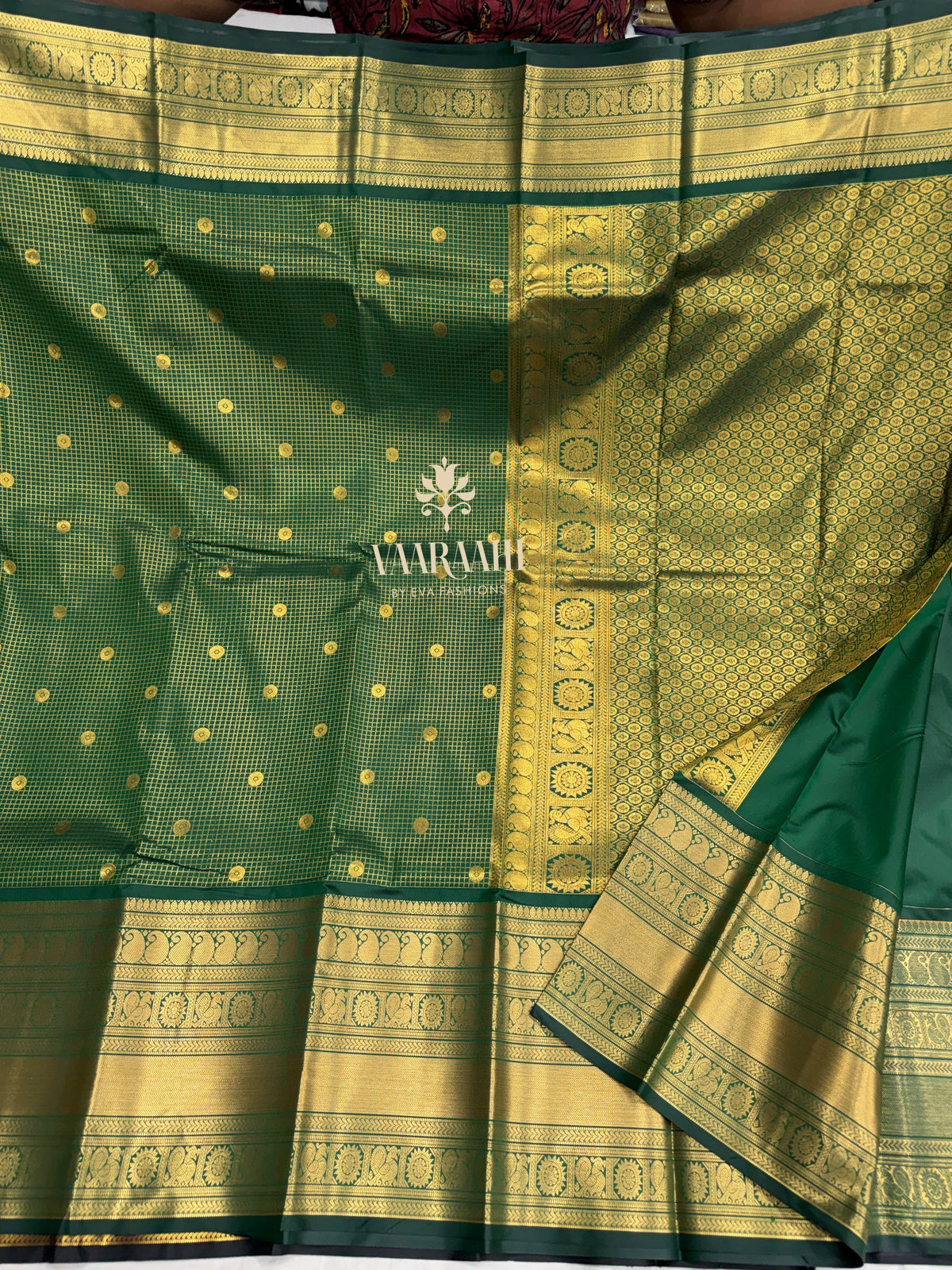 Vintage Kchipattu Style Sarees with Rich Zari Border