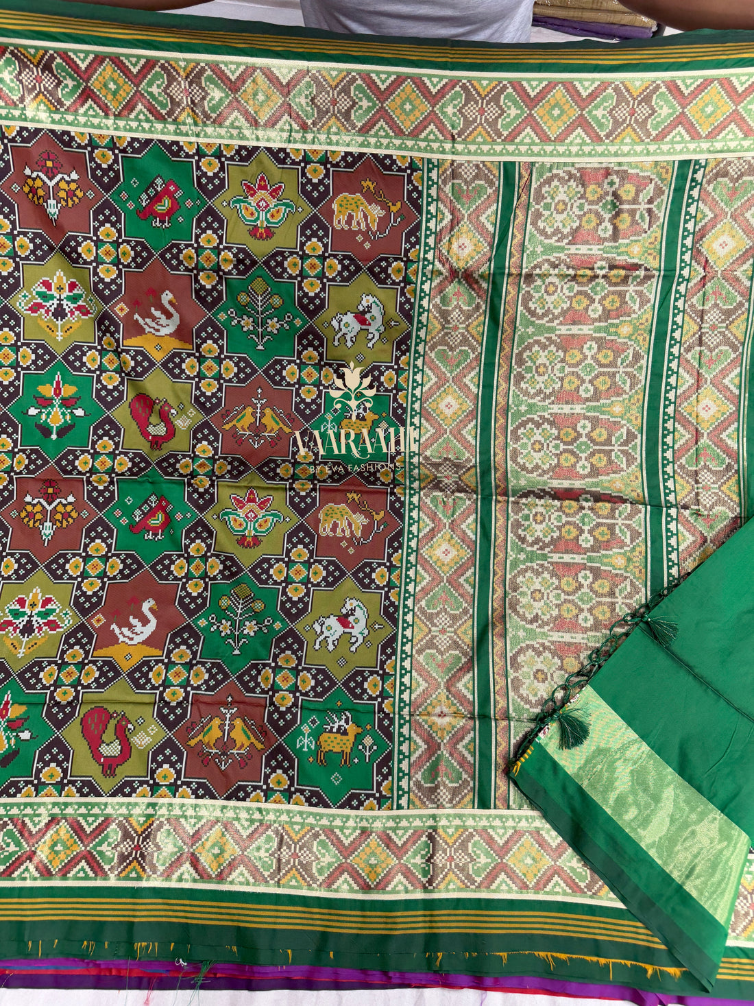 Weaving Patola Sarees Online | Multicolour Traditional Patola Sarees